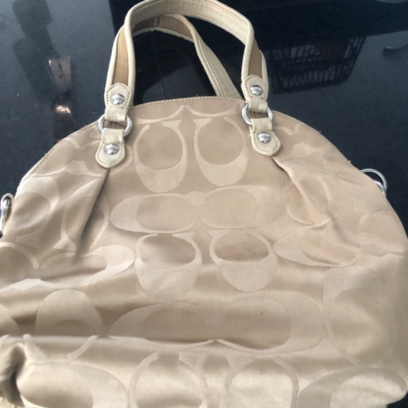 Coach Handbag - Picture 2 of 4